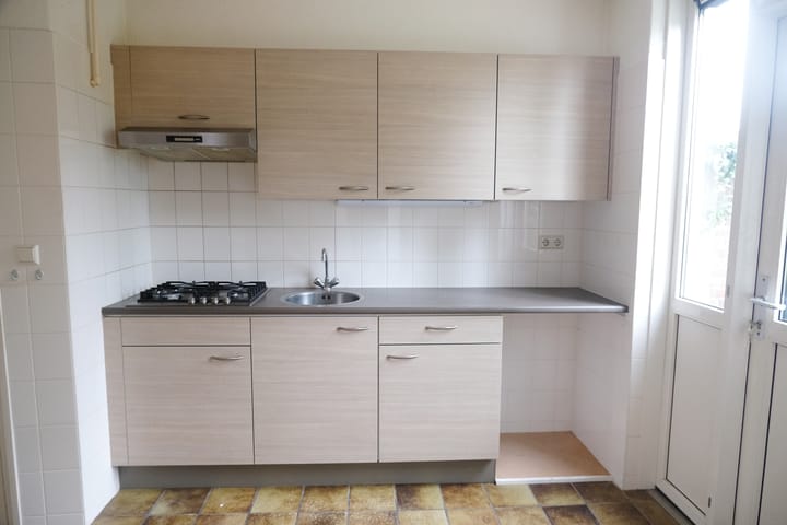 Photo 4 of Koningin Emmastraat 7