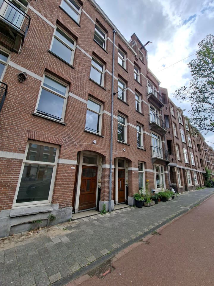 Admiraal De Ruijterweg 212-C