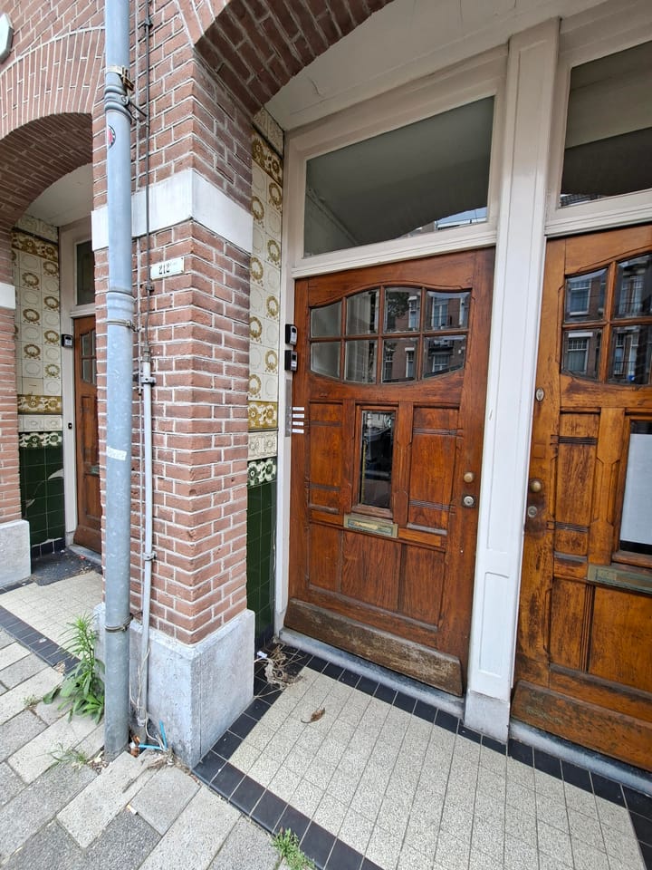 Photo 2 of Admiraal De Ruijterweg 212-C