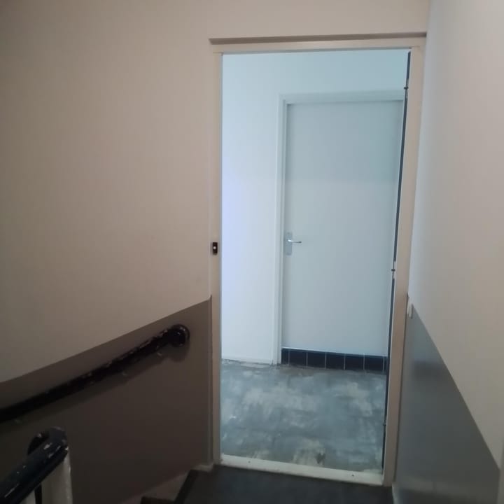 Photo 3 of Admiraal De Ruijterweg 212-C