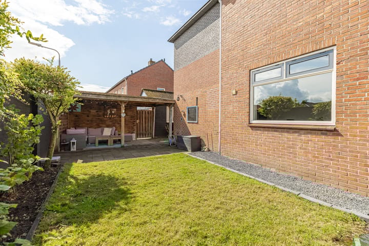 Foto 6 van Dahliastraat 35