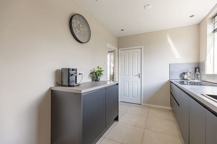 Foto 10 van Dahliastraat 35