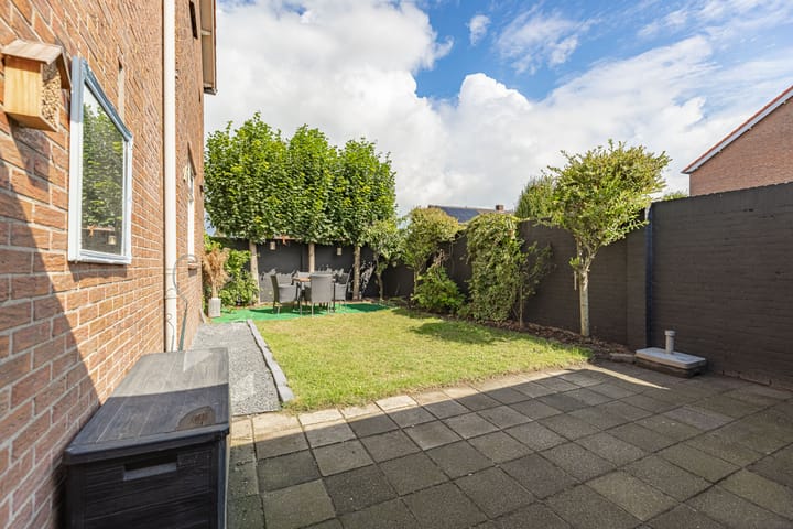 Foto 30 van Dahliastraat 35