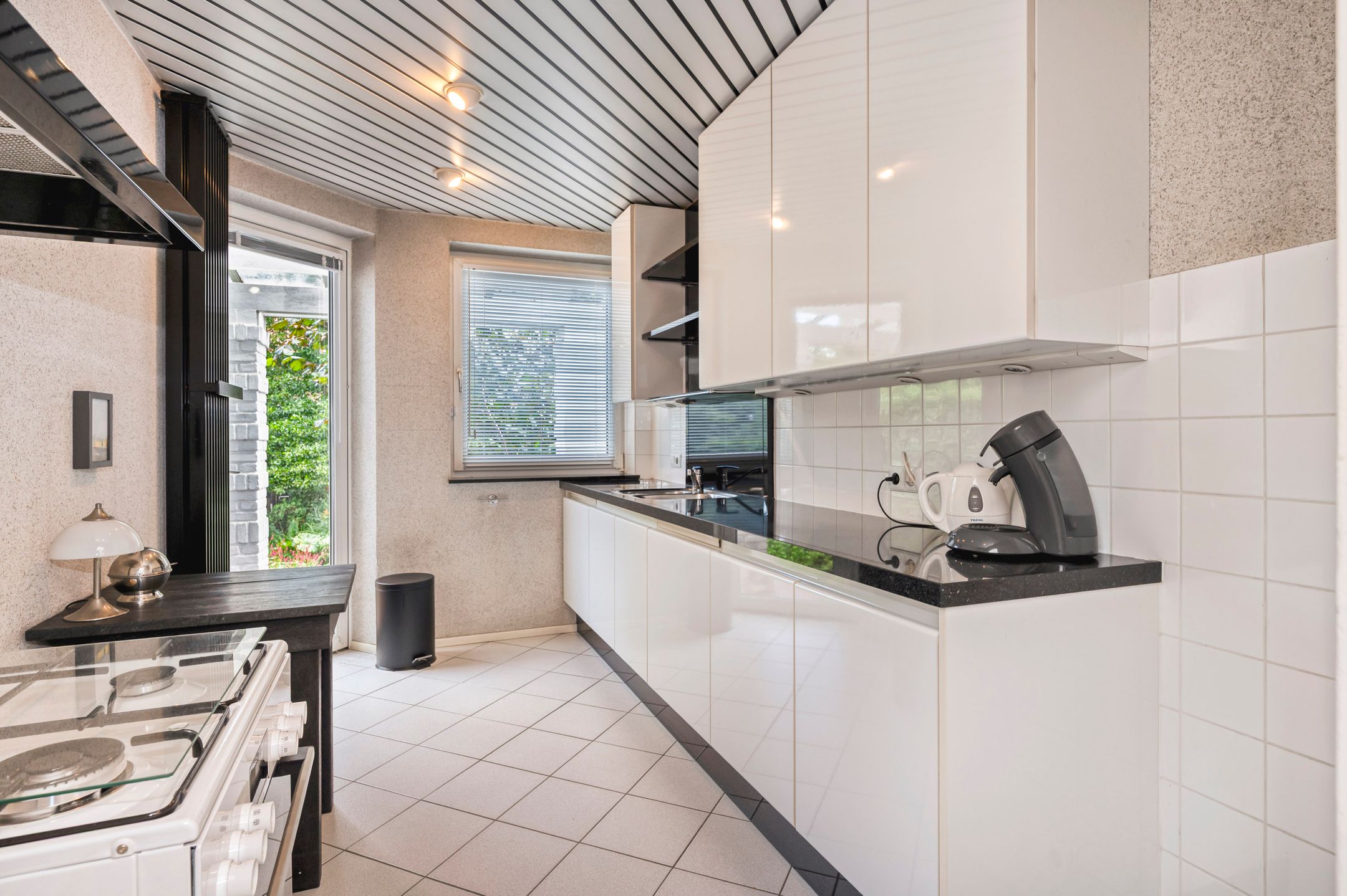 Photo 21 of Emmastraat 5