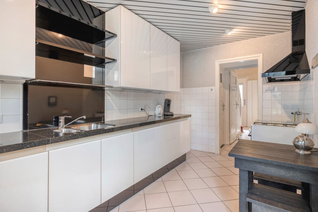 Photo 22 of Emmastraat 5