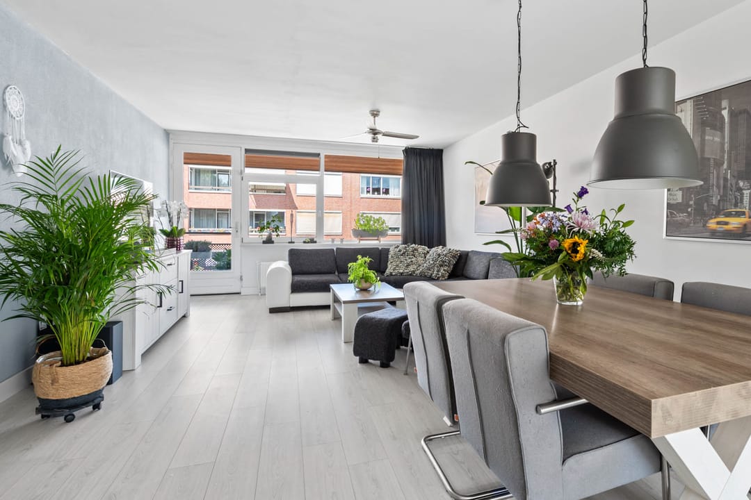 Foto 2 van Tiranastraat 40