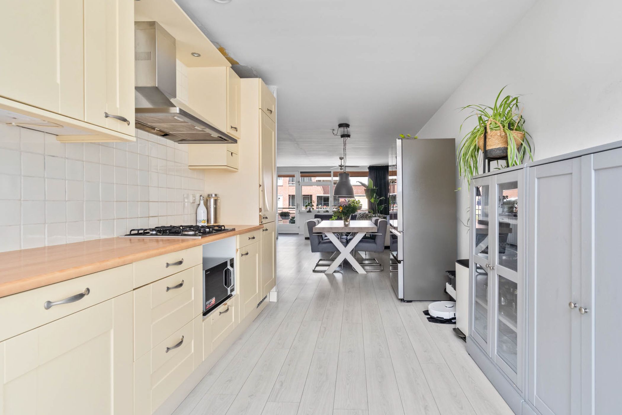 Foto 9 van Tiranastraat 40