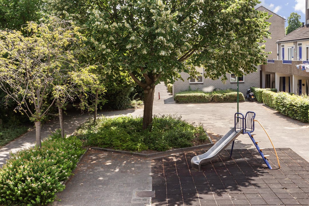 Photo 22 of Bloemstede 415