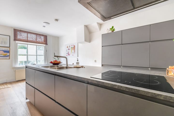 Photo 20 of Vrouwjuttenstraat 38