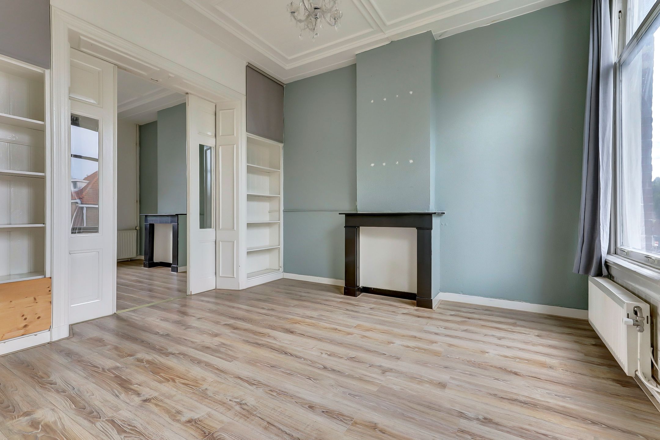 Photo 12 of J.P. Heijestraat 32