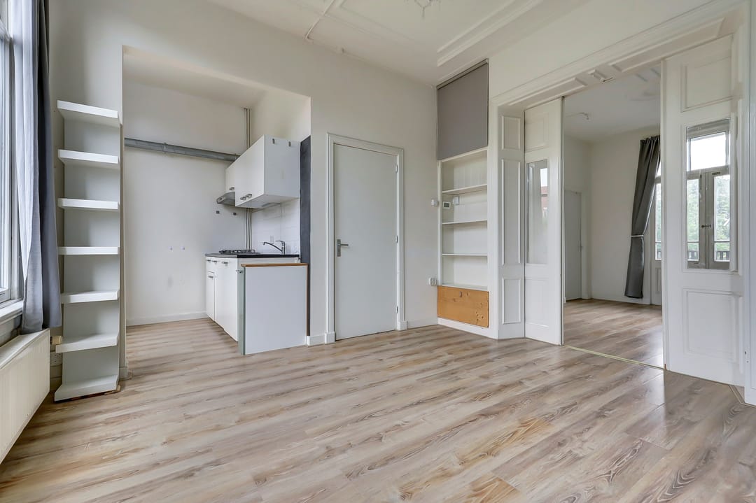 Photo 13 of J.P. Heijestraat 32