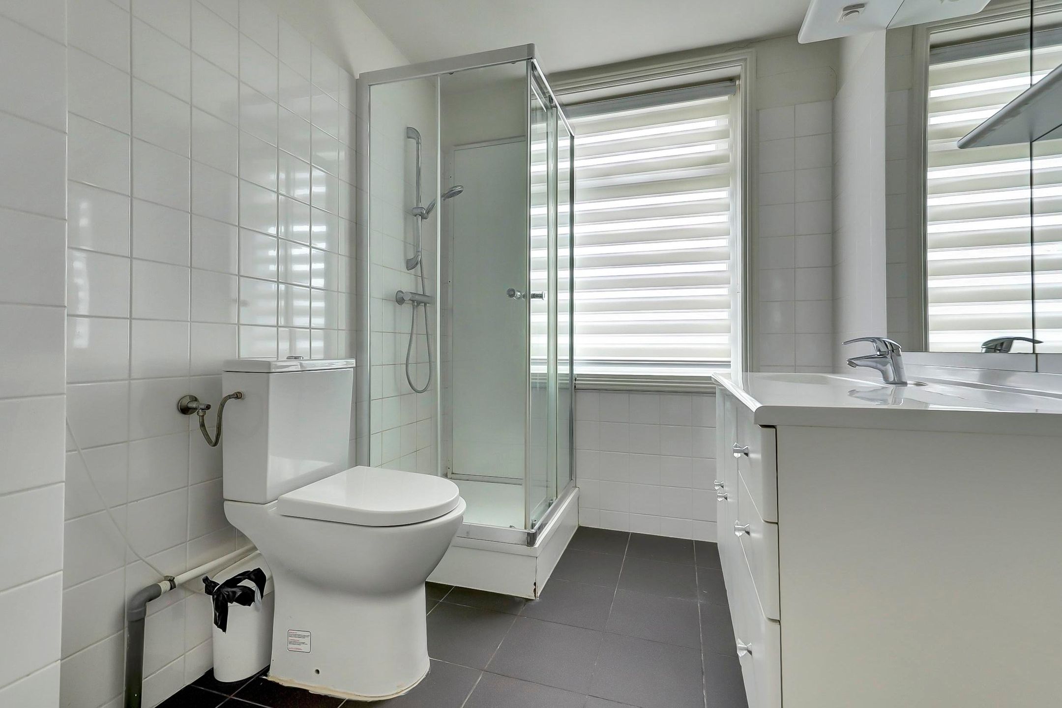 Photo 36 of J.P. Heijestraat 32