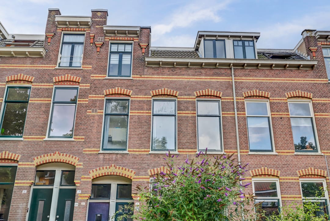 Photo 38 of J.P. Heijestraat 32