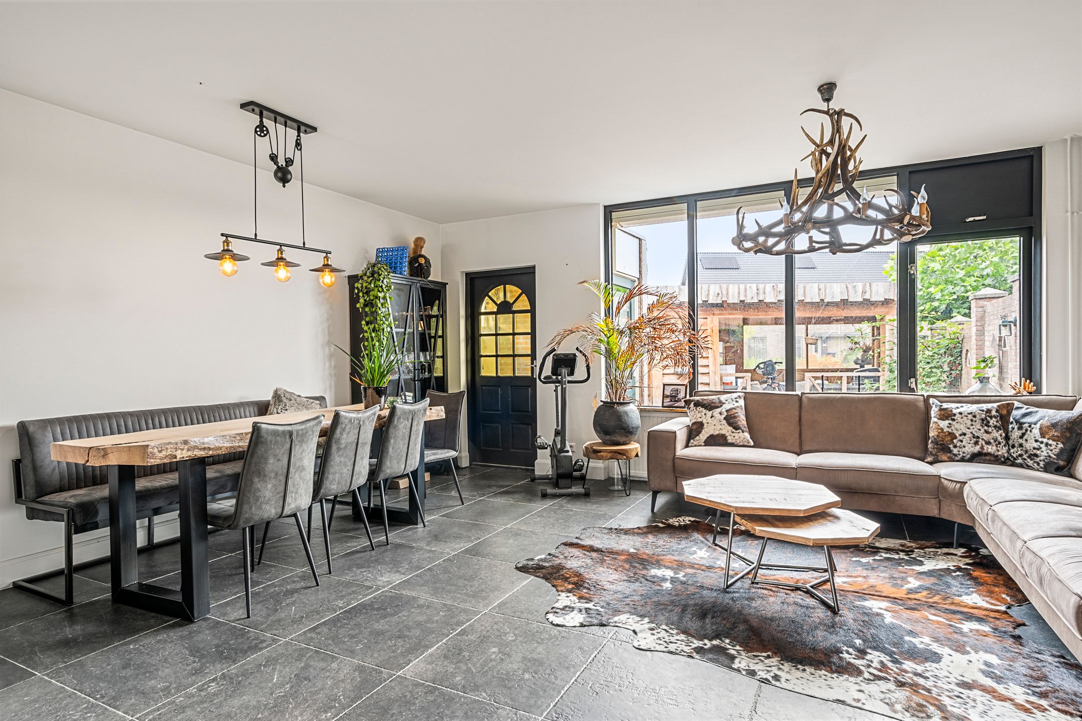 Photo 9 of Rehobothstraat 25