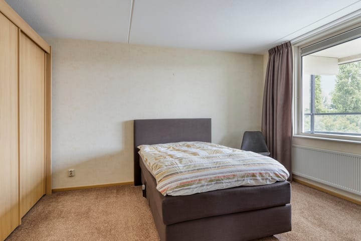 Foto 23 van Kometenstraat 117