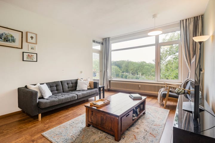 Foto 2 van Groen van Prinstererstraat 125