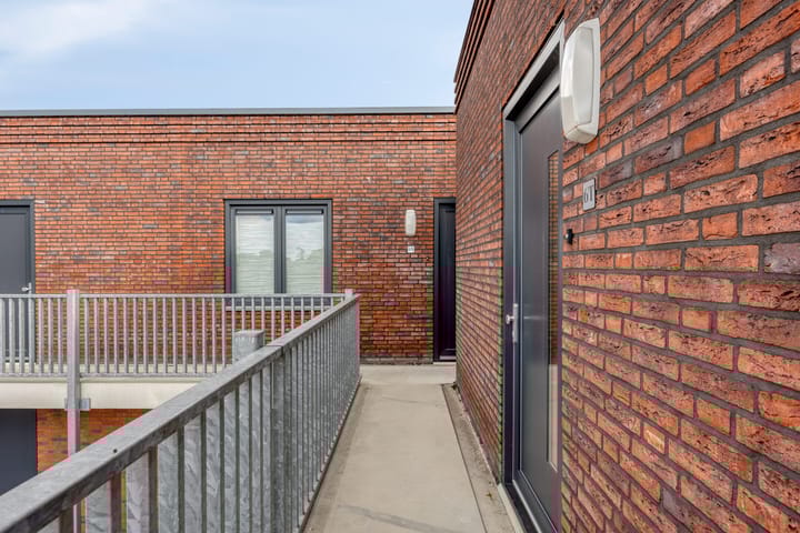 Photo 8 of Jan Poelsweg 6-T