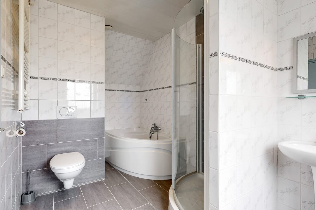 Foto 13 van Den Burglaan 34