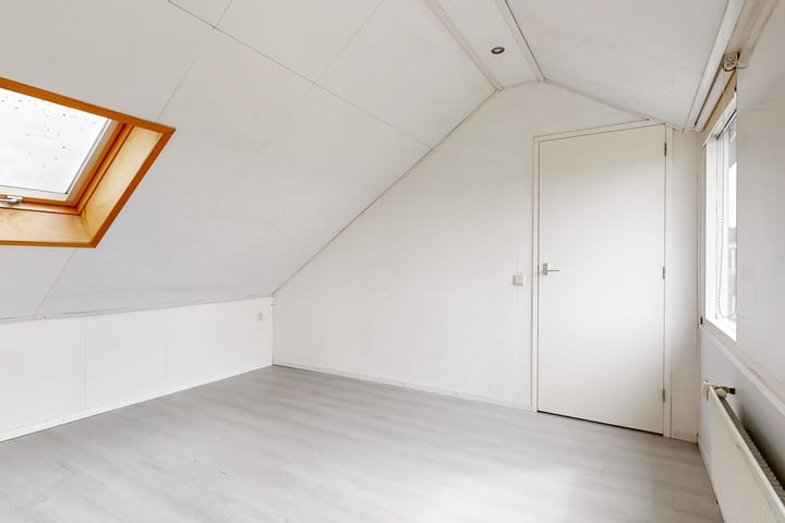 Foto 20 van Den Burglaan 34