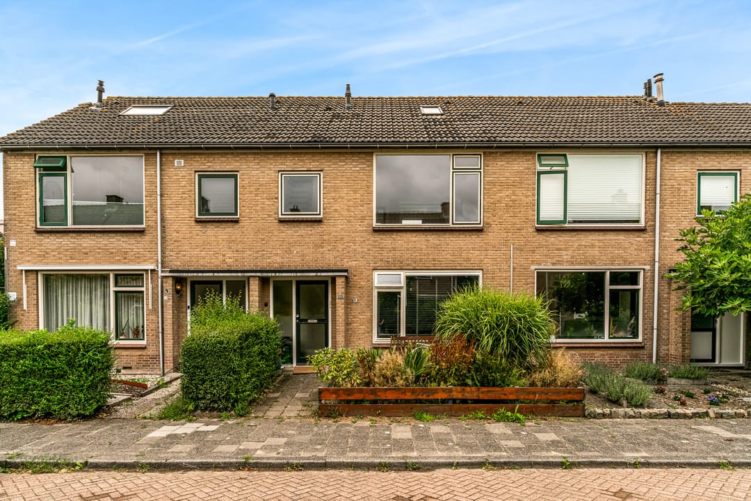 Foto 28 van Den Burglaan 34