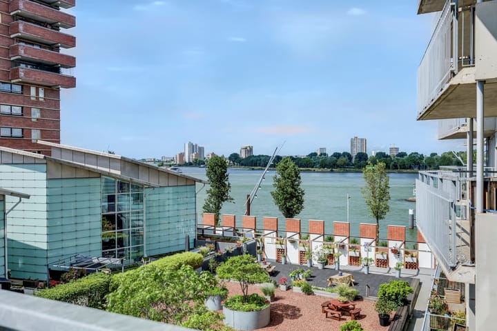 Photo 1 of Puck van Heelstraat 64