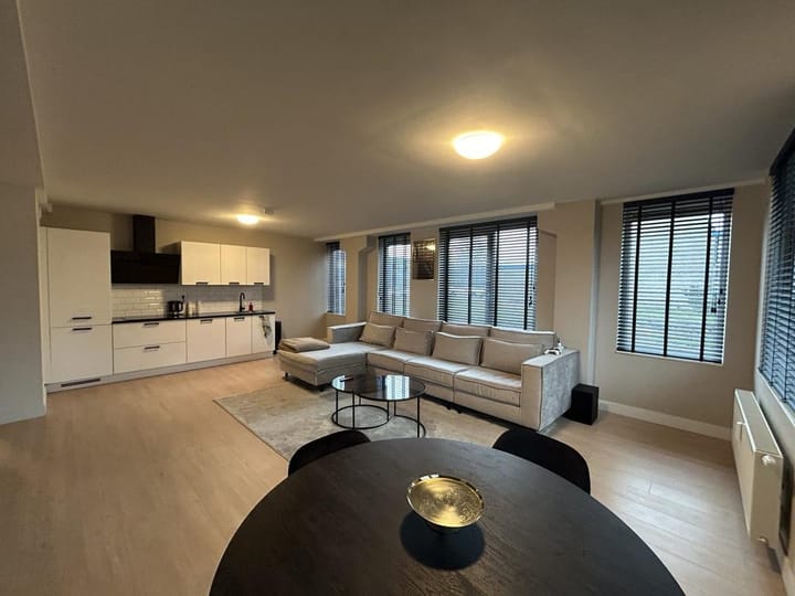 Photo 2 of Olivier van Noortstraat 12