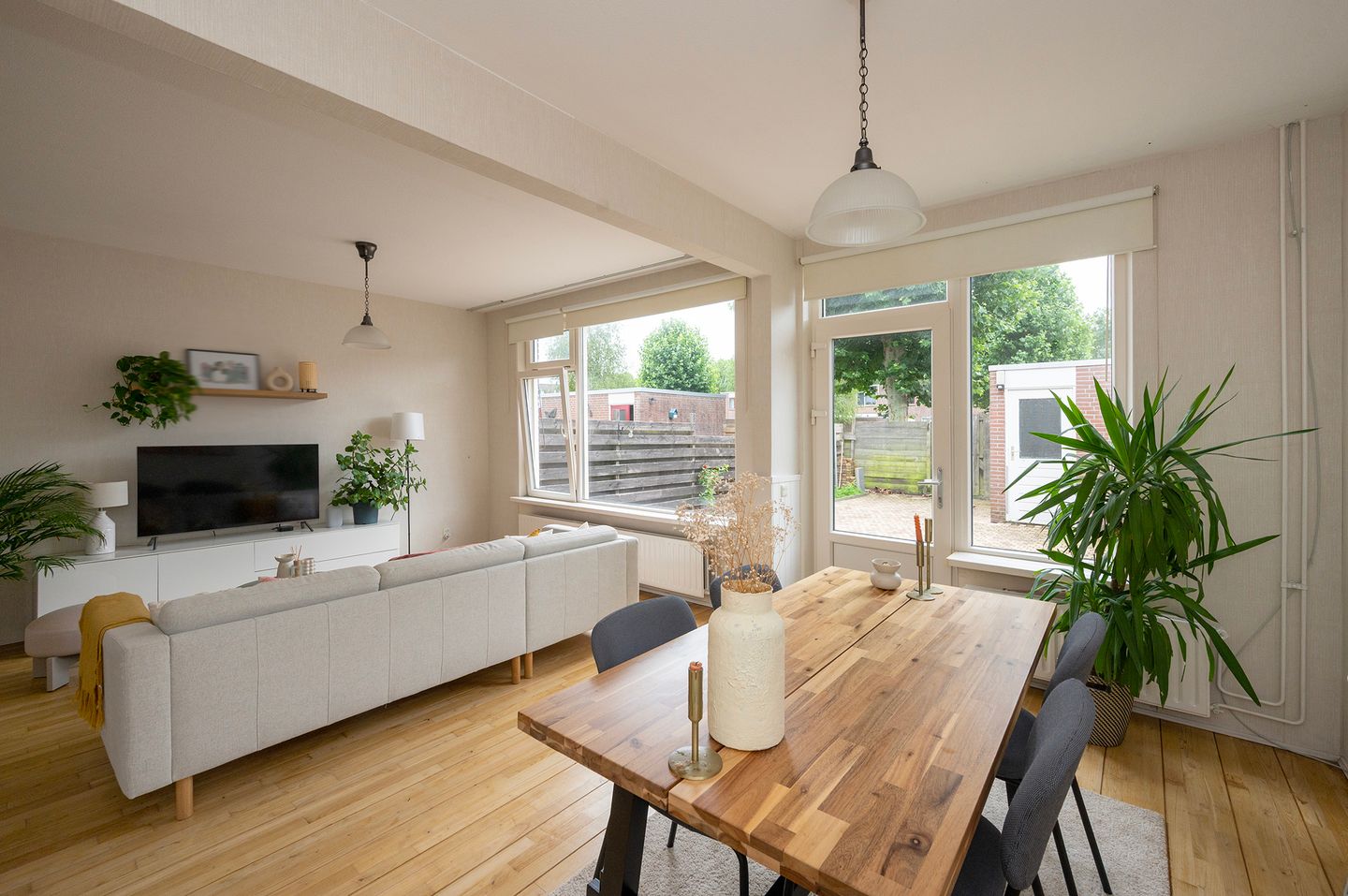 Foto 10 van Kornwierde 98