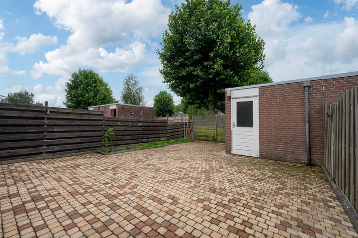 Foto 13 van Kornwierde 98