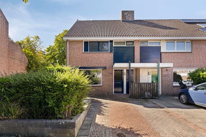 Foto 5 van Winkelwaard 456