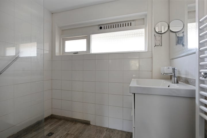 Foto 27 van Winkelwaard 456