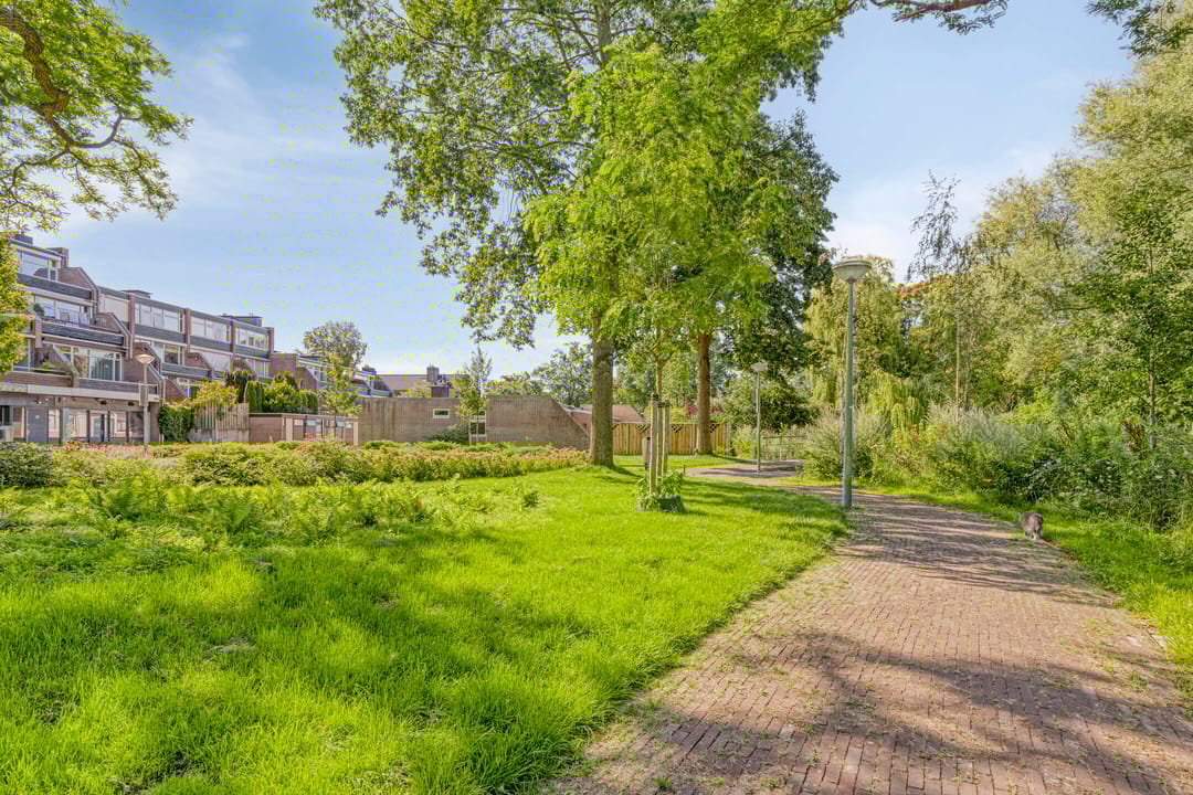 Photo 38 of Winkelwaard 456