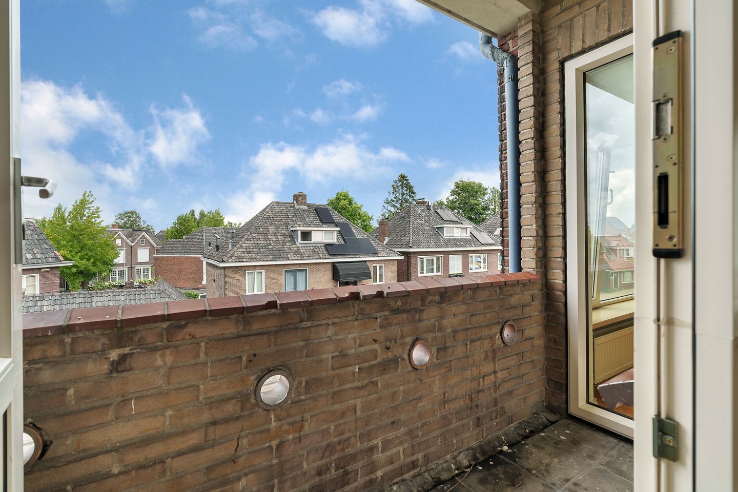 Foto 10 van Bentrotstraat 12