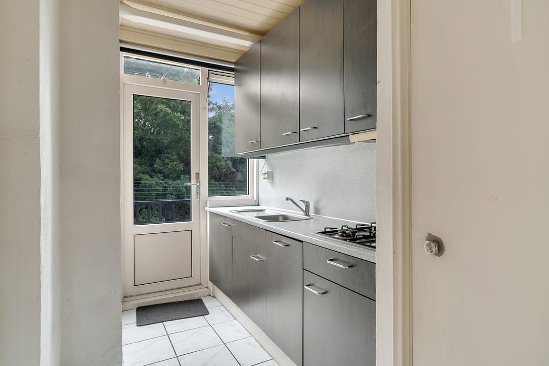 Foto 13 van Bentrotstraat 12