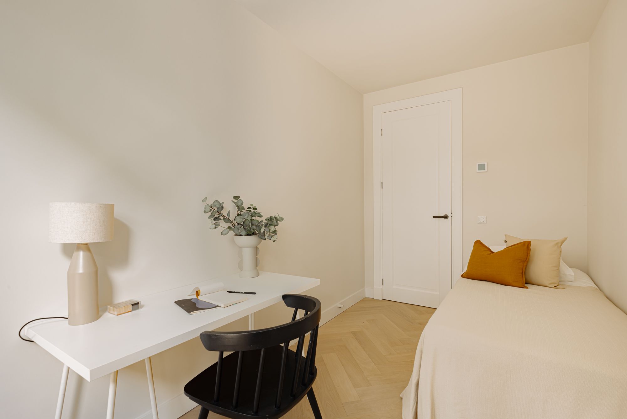 Photo 18 of Orteliusstraat 292-H