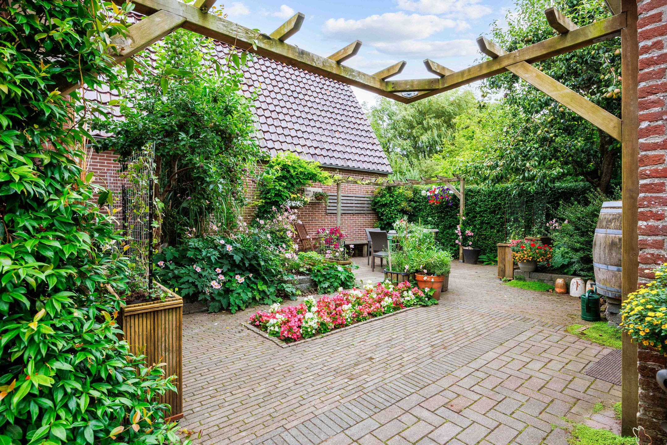 Foto 6 van Skoallestrjitte 7