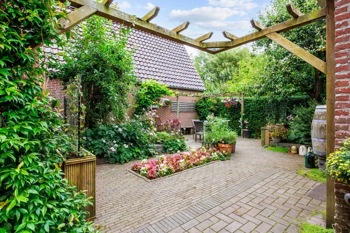 Foto 6 van Skoallestrjitte 7