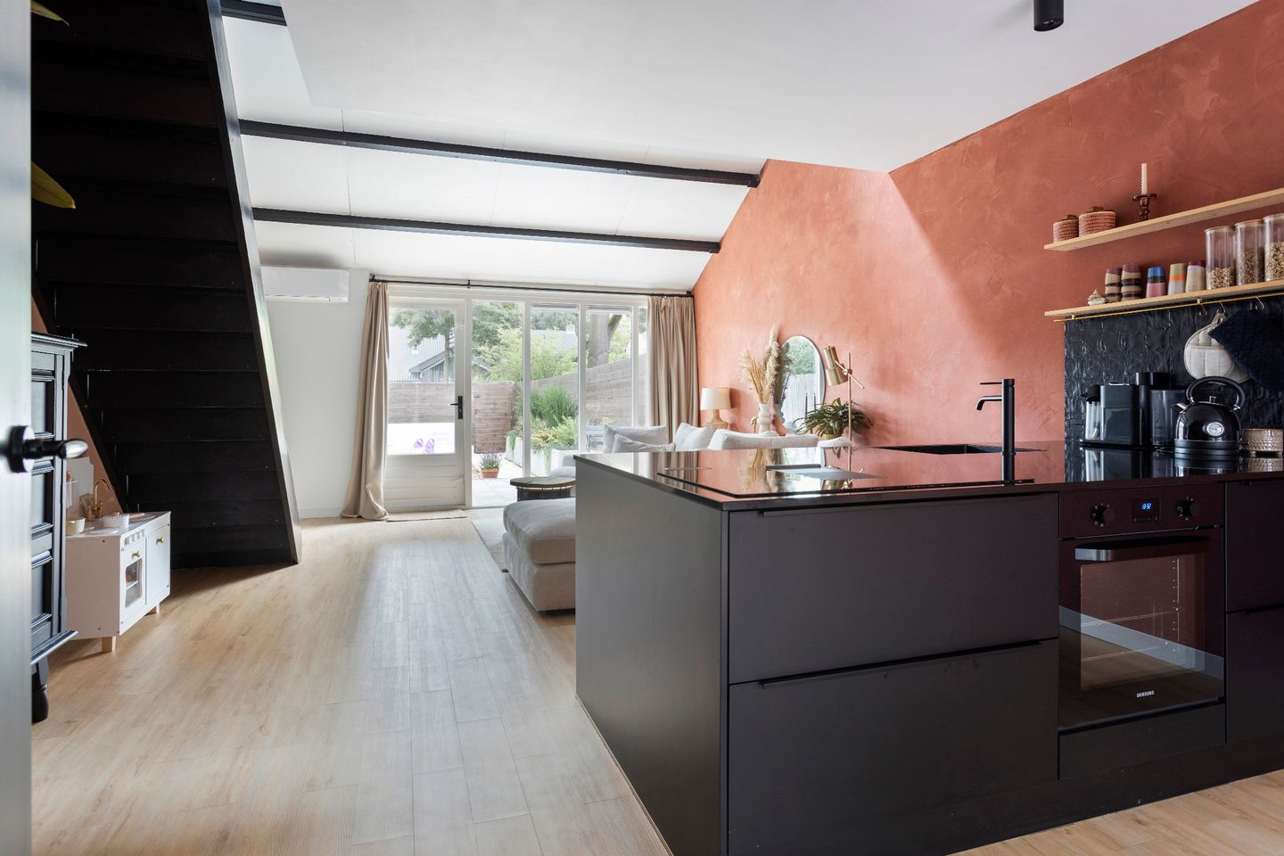 Photo 10 of Veenzoom 47