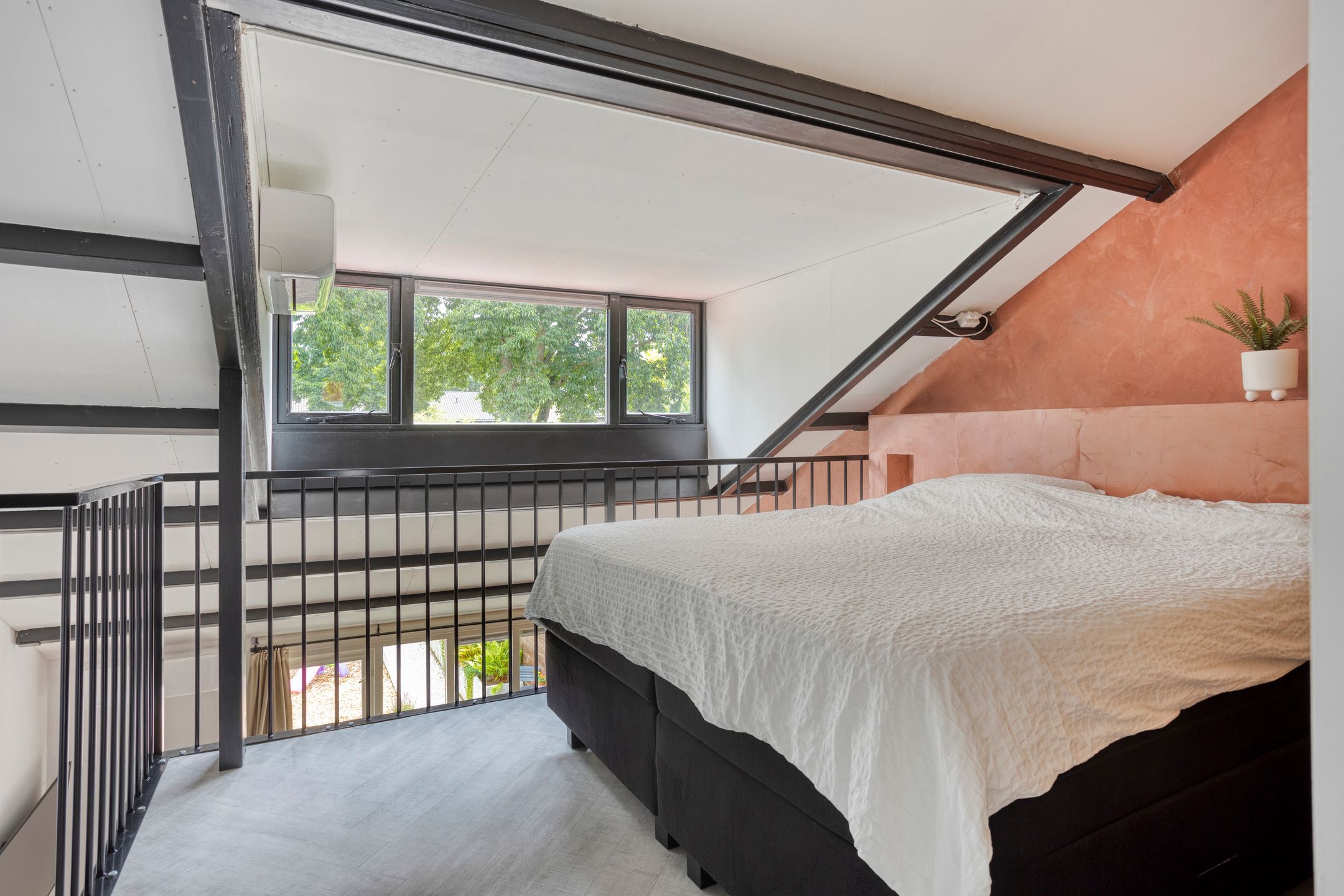 Photo 18 of Veenzoom 47