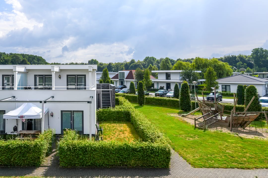 Foto 16 van Pluvierenweg 7-28