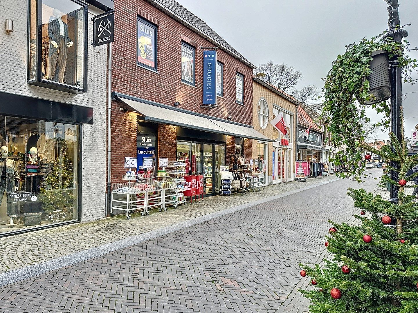 Bekijk foto 1 van Nieuwstraat 12