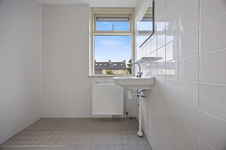 Photo 12 of Mr. Sprenger van Eykstraat 2