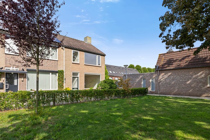 Photo 32 of Mr. Sprenger van Eykstraat 2