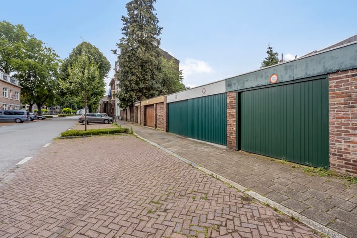 Foto 43 van Brandenburgerweg 18