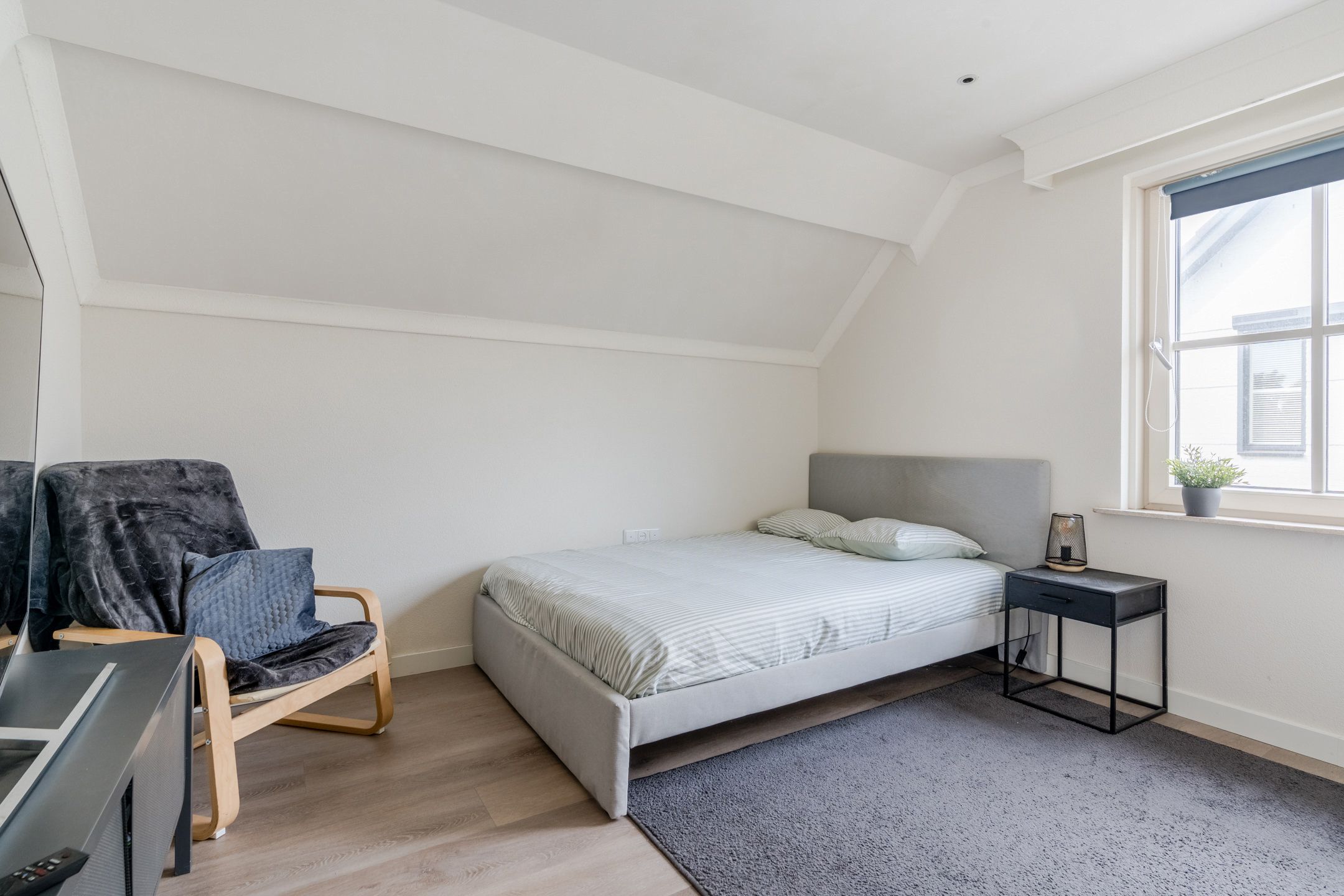 Photo 24 of Frans van Nunenstraat 19