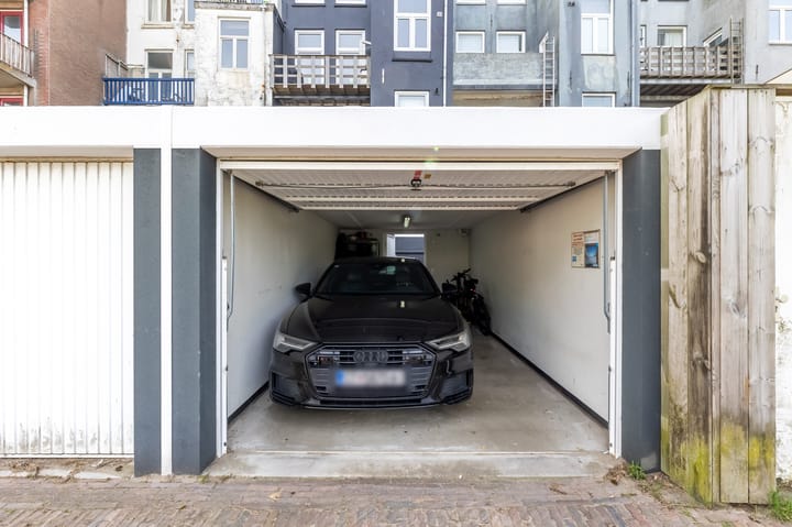 Foto 64 van Coosje Buskenstraat 33