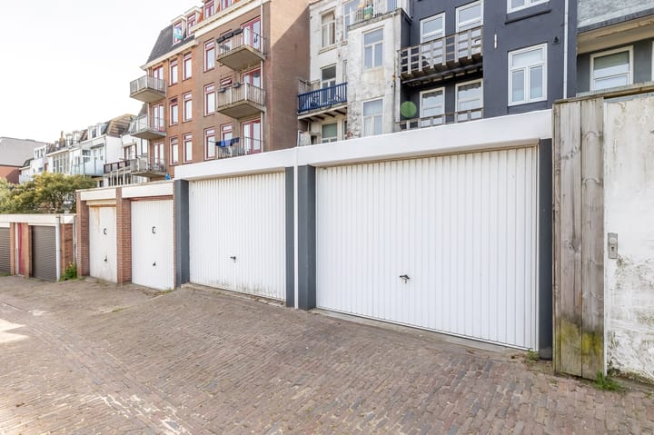 Foto 65 van Coosje Buskenstraat 33