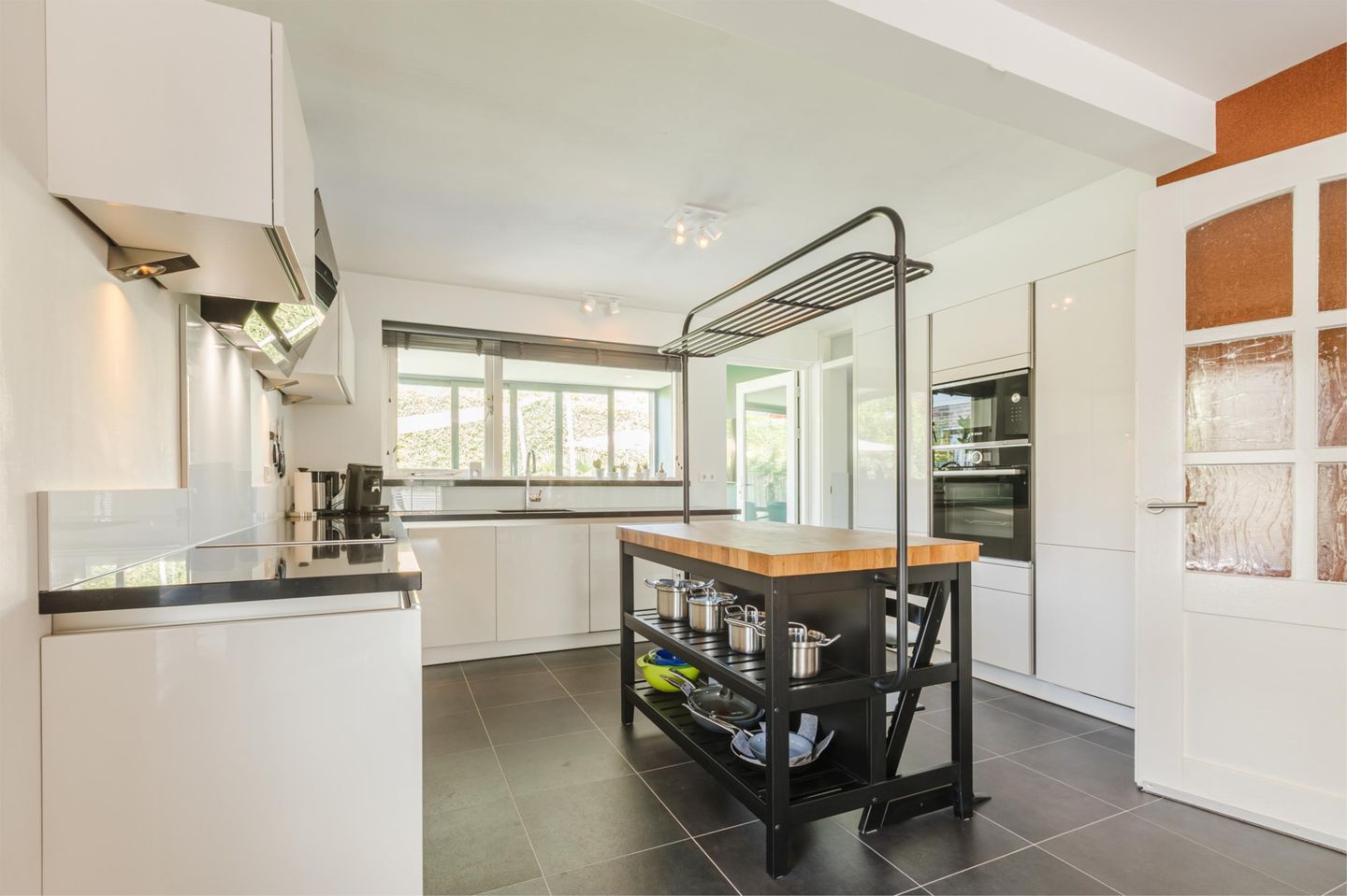 Foto 4 van Elgarpad 10