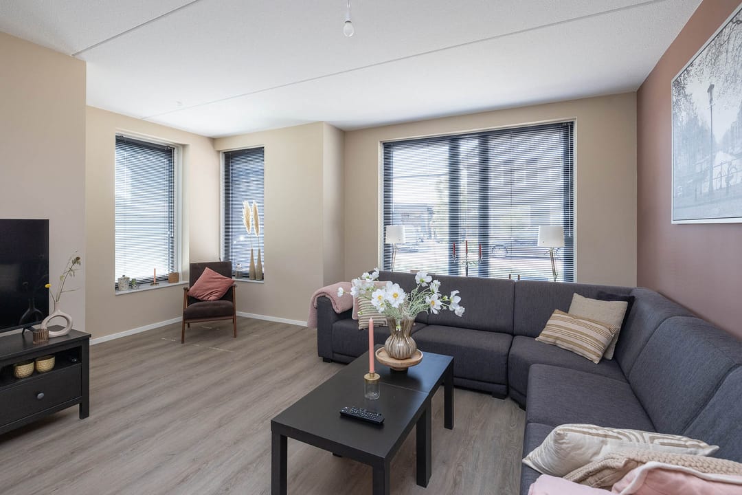 Foto 13 van De Bloemenesch 17