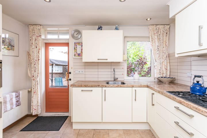 Foto 8 van Meteoorstraat 2