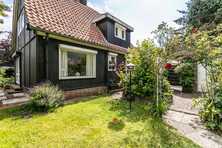 Foto 29 van Meteoorstraat 2